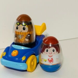 Vintage Set of Weebles and car